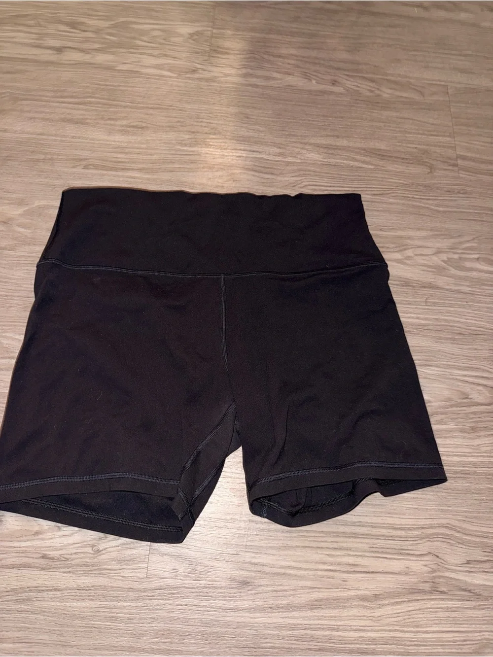 lululemon athletica Black High-Rise Athletic Shorts - Picture 5 of 6